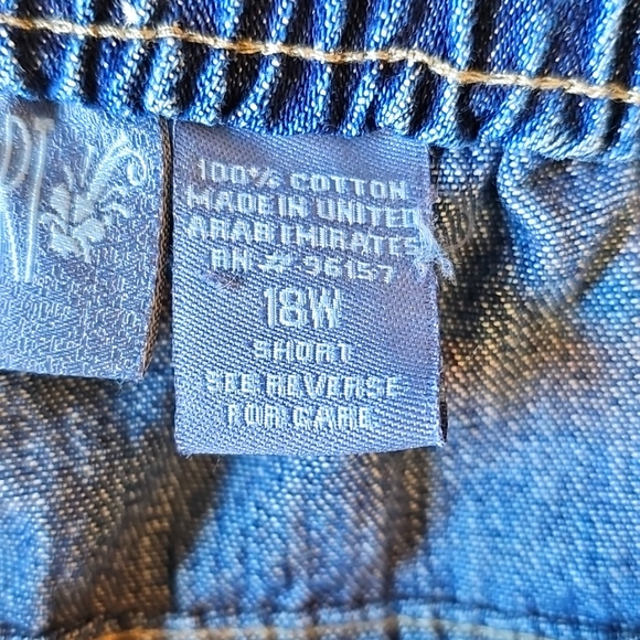 Plus Jeans - Picture 9 of 15